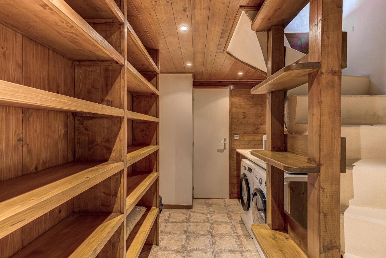 Chalet Blackbushe - Traditional Chalet - Alpes Travel - Sleeps 4-6 레우쉬 외부 사진